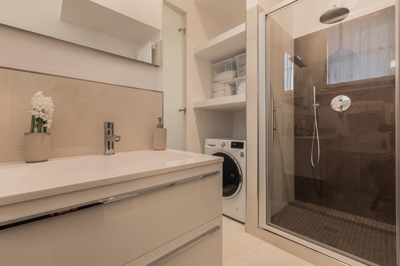 San Francesco Luxury Suite - Adult Only Bologna Bagian luar foto