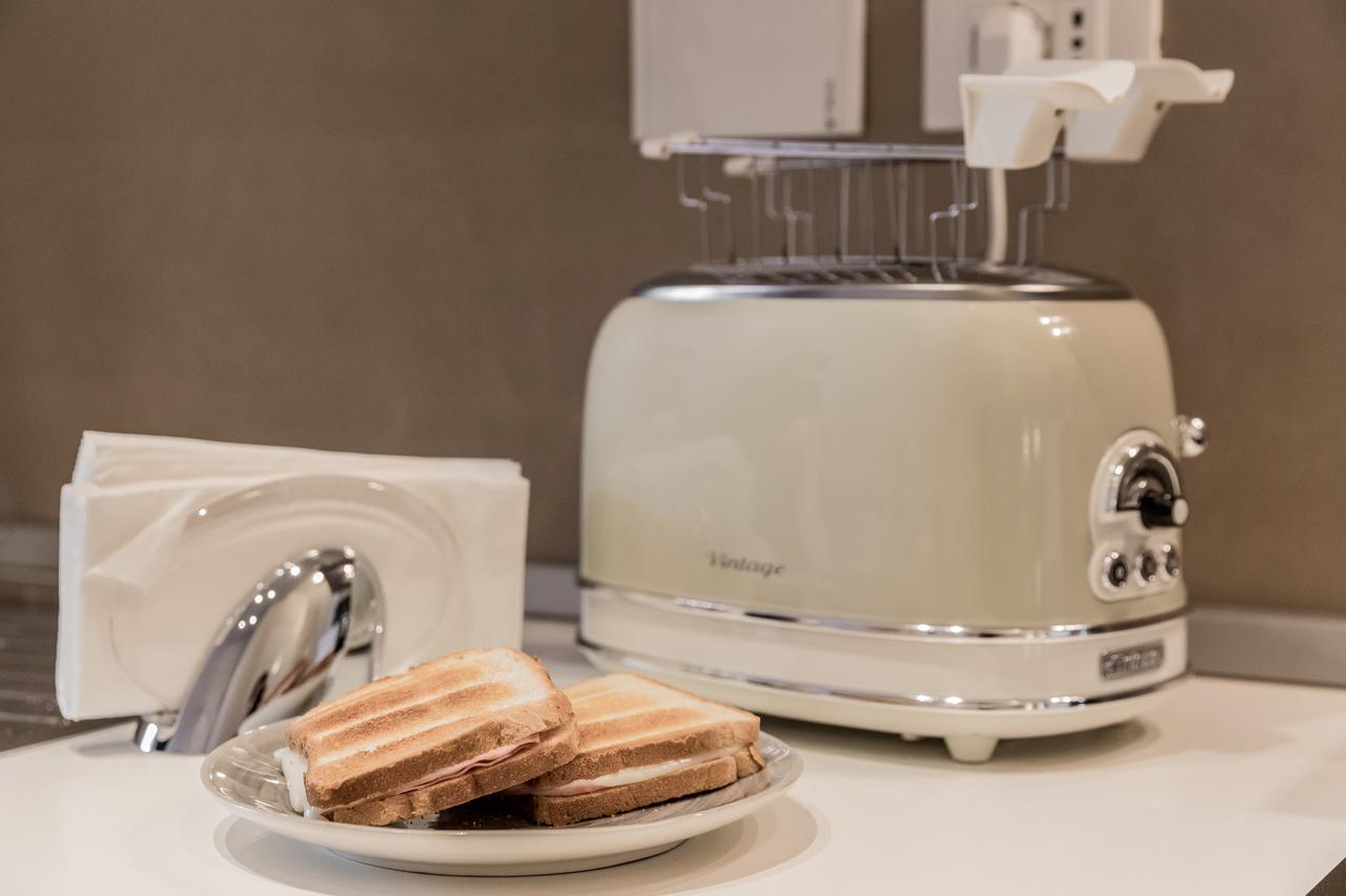 San Francesco Luxury Suite - Adult Only Bologna Bagian luar foto