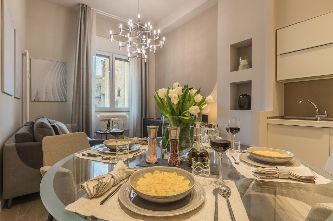 San Francesco Luxury Suite - Adult Only Bologna Bagian luar foto